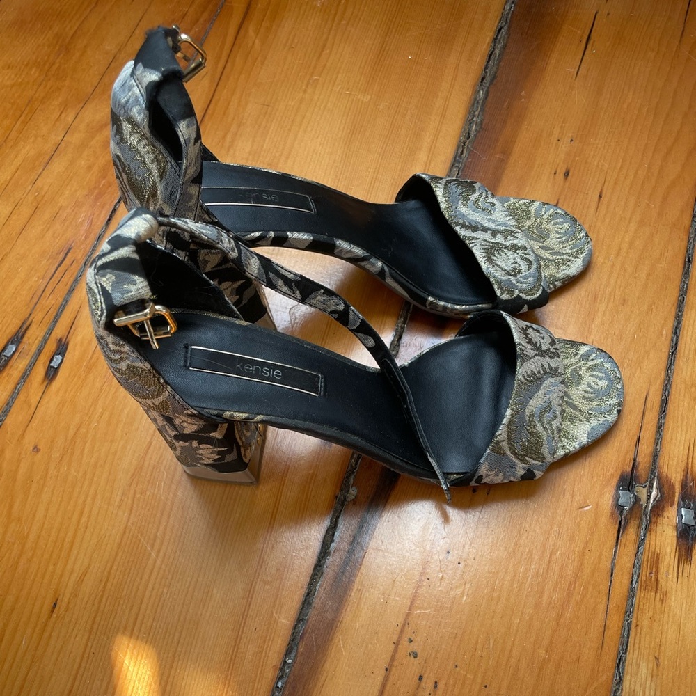 Kensie floral gold heels